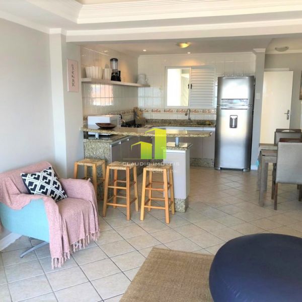 Bel�ssimo Duplex Frente ao Mar na Praia de Bombas