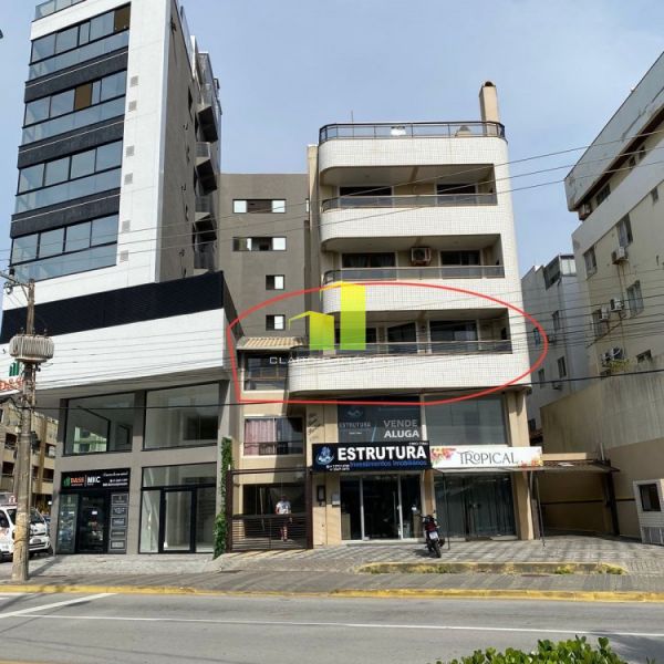 Apto com Vista Mar 3 quartos na avenida principal