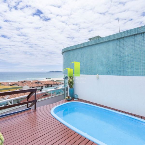 Cobertura com Piscina para at� 8 pessoas em Bombas