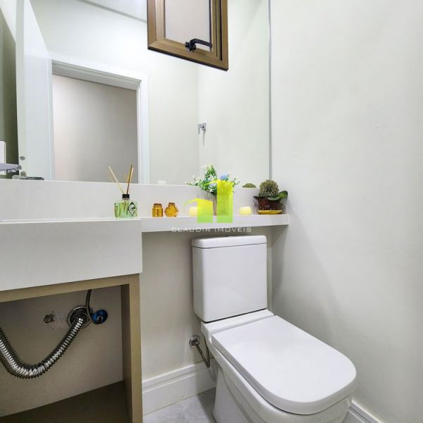 Lindo Apto com Piscina, 02 su�tes pr�ximo da Praia