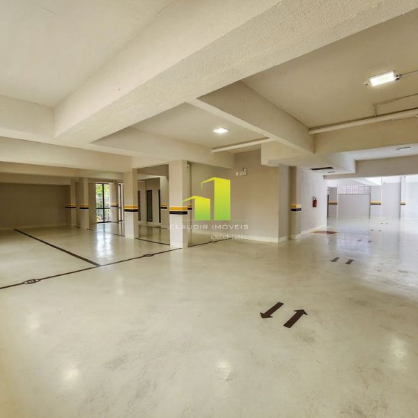 Lindo Apto com Piscina, 02 su�tes pr�ximo da Praia