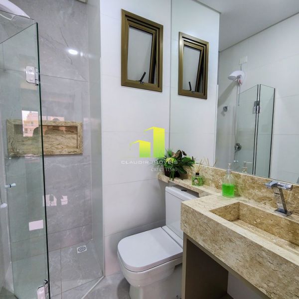 Lindo Apto com Piscina, 02 su�tes pr�ximo da Praia