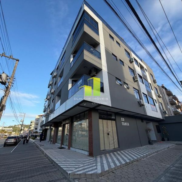 APARTAMENTO COM 2 DORMIT�RIOS CENTRO DE BOMBAS