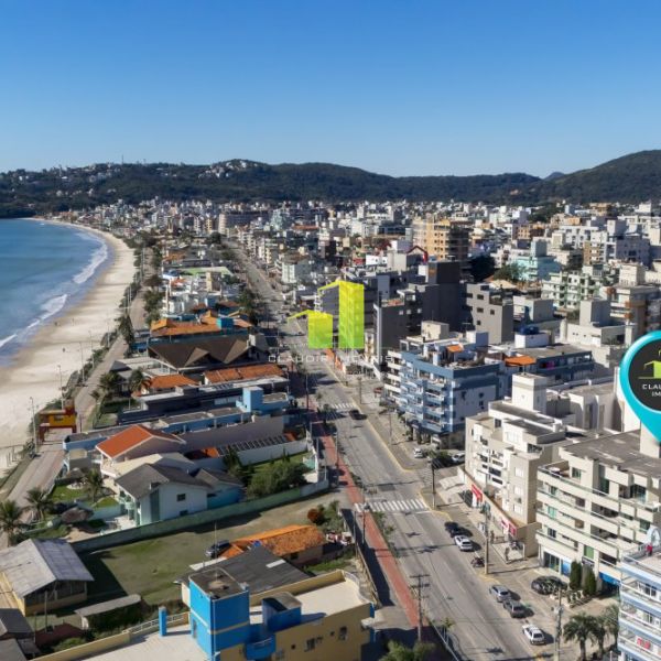 APTO 03 QUARTOS NA AVENIDA PRINCIPAL EM BOMBAS