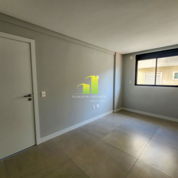 Apartamento a Venda em Bombas com Vista para o Mar