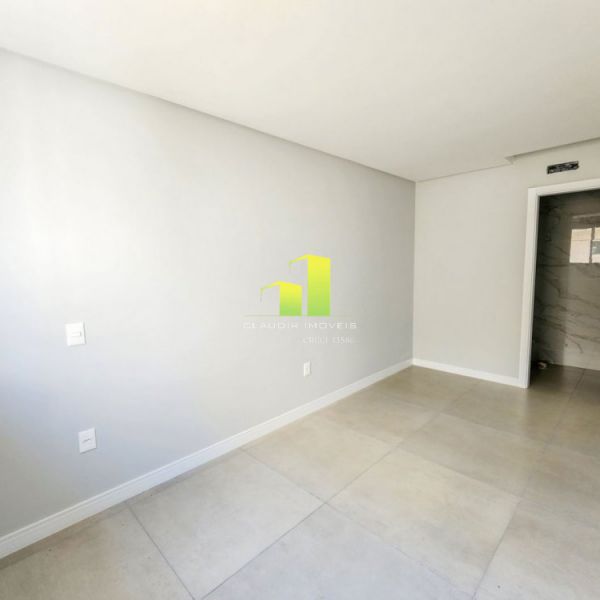 Apartamento a Venda em Bombas com Vista para o Mar