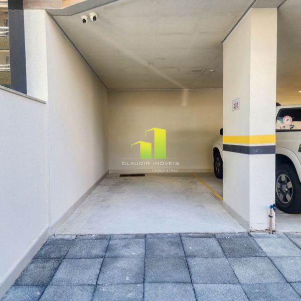 Apartamento a Venda em Bombas com Vista para o Mar