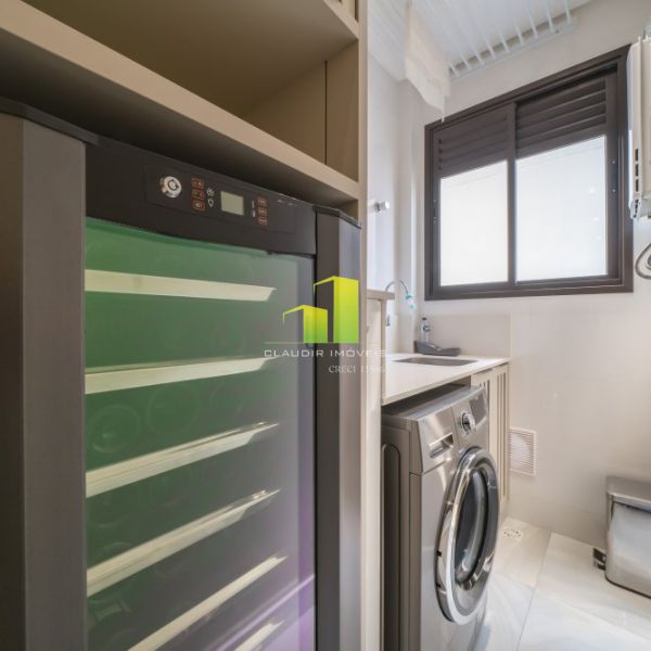 Apartamento � Venda - 02 Su�tes em Bombas