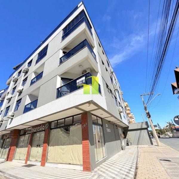 Apto 2 Dorm; Frente para Avenida com VISTA MAR!