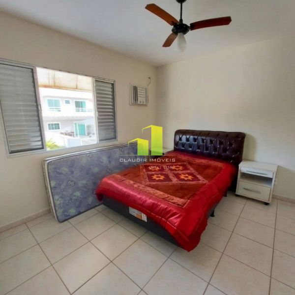 CASA BEIRA MAR 4 SU�TES AT� 12 PESSOAS EM BOMBAS
