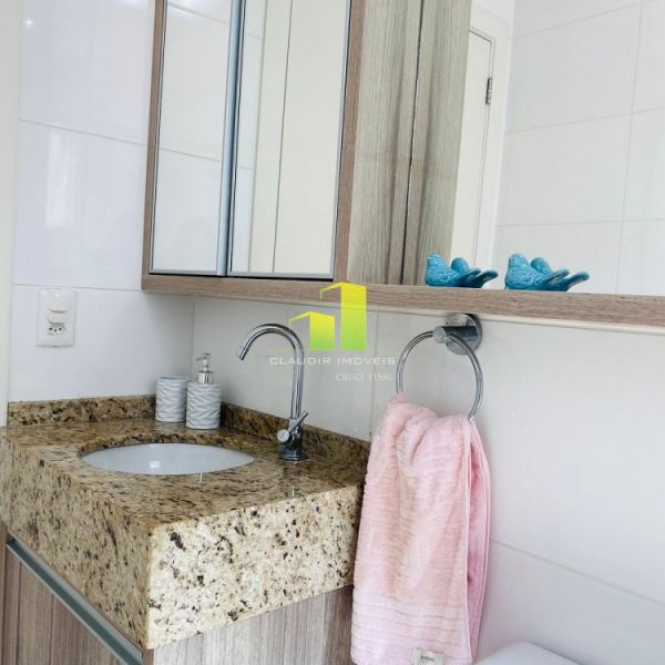 Lindo apartamento 2 quartos, 6 pessoas em Bombas