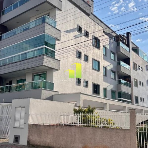 Lindo apartamento 2 quartos, 6 pessoas em Bombas