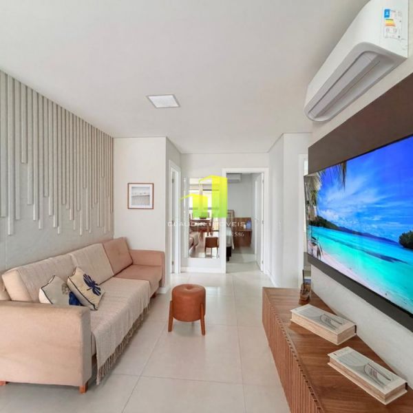 LUXUOSO APTO COM PISCINA - 2 SU�TES PR�XIMO DO MAR