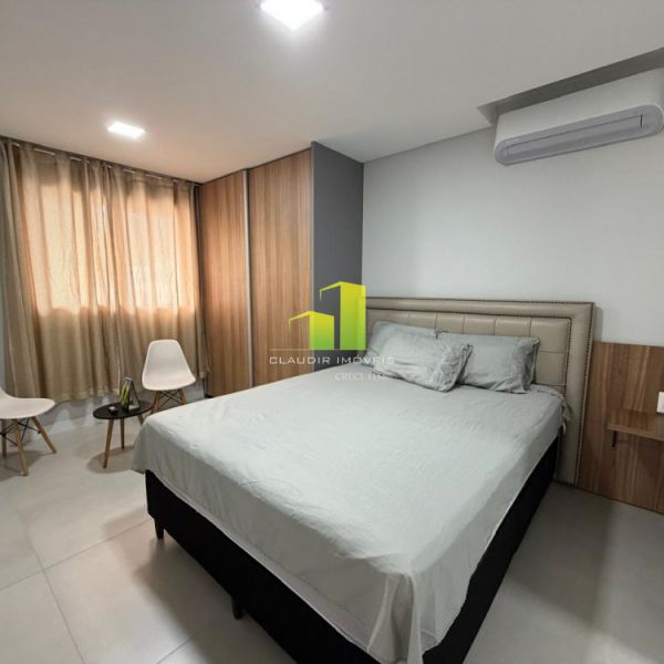 LUXUOSO APTO COM PISCINA - 2 SU�TES PR�XIMO DO MAR