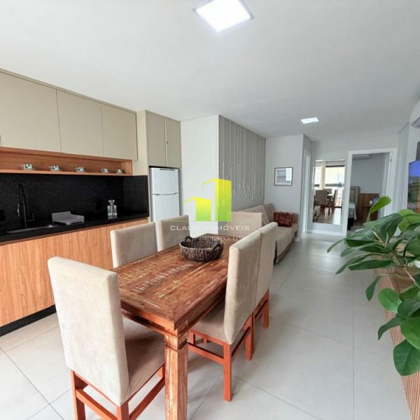LUXUOSO APTO COM PISCINA - 2 SU�TES PR�XIMO DO MAR