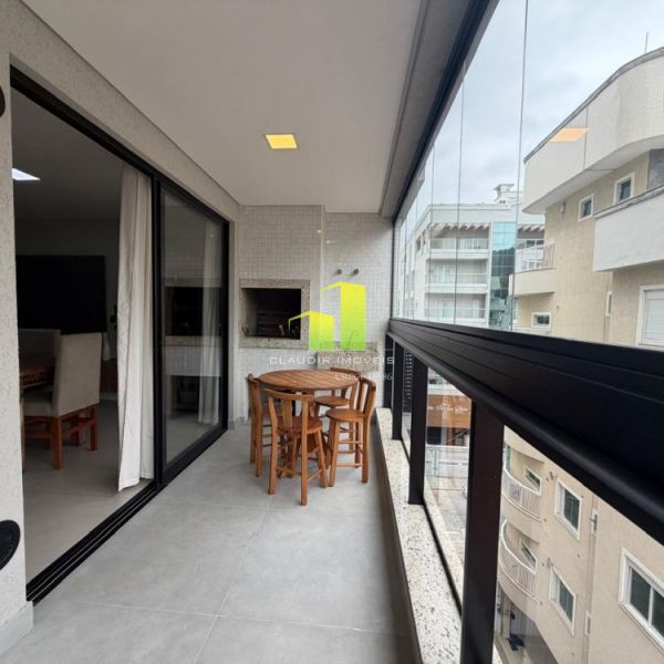 LUXUOSO APTO COM PISCINA - 2 SU�TES PR�XIMO DO MAR