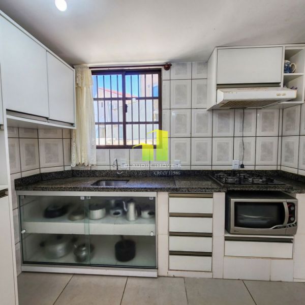 Sobrado 2 su�tes, 2 vagas Quadra do Mar � 20 Mts