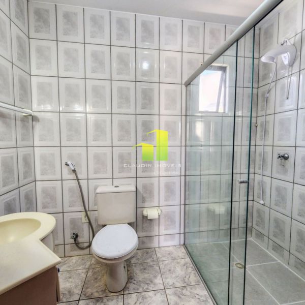 Sobrado 2 su�tes, 2 vagas Quadra do Mar � 20 Mts