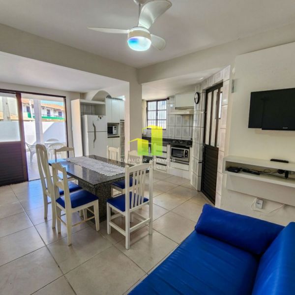 Sobrado 2 su�tes, 2 vagas Quadra do Mar � 20 Mts