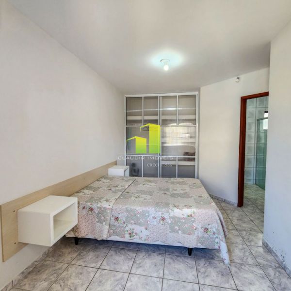 Sobrado 2 su�tes, 2 vagas Quadra do Mar � 20 Mts