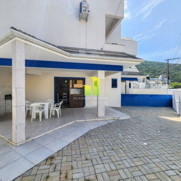 Sobrado 2 su�tes, 2 vagas Quadra do Mar � 20 Mts