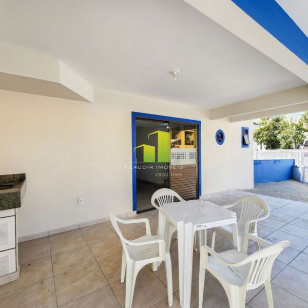 Sobrado 2 su�tes, 2 vagas Quadra do Mar � 20 Mts