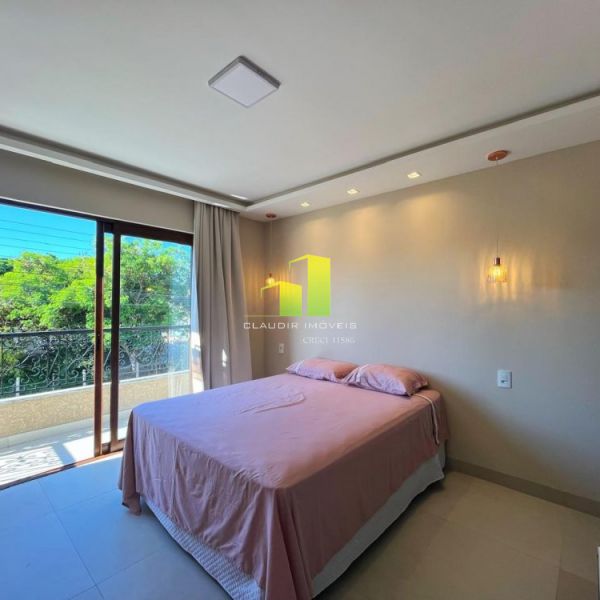 Casa 4 Su�tes e Piscina para 9 Pessoas em Bombas