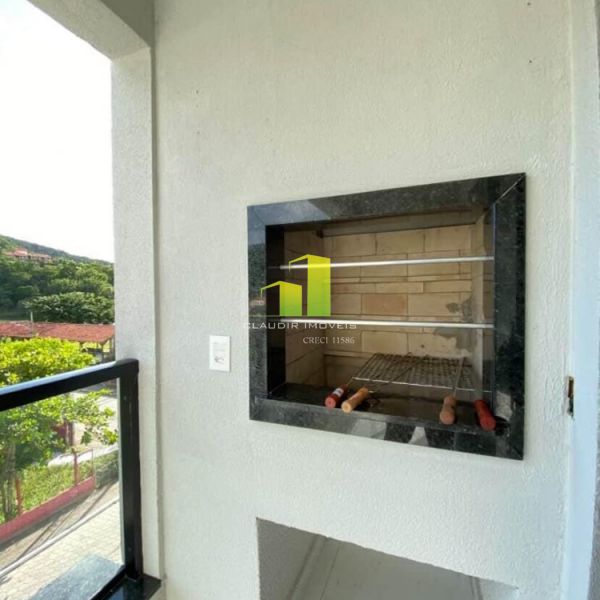 Apto com piscina, 2 dormit�rios para at� 7 pessoas