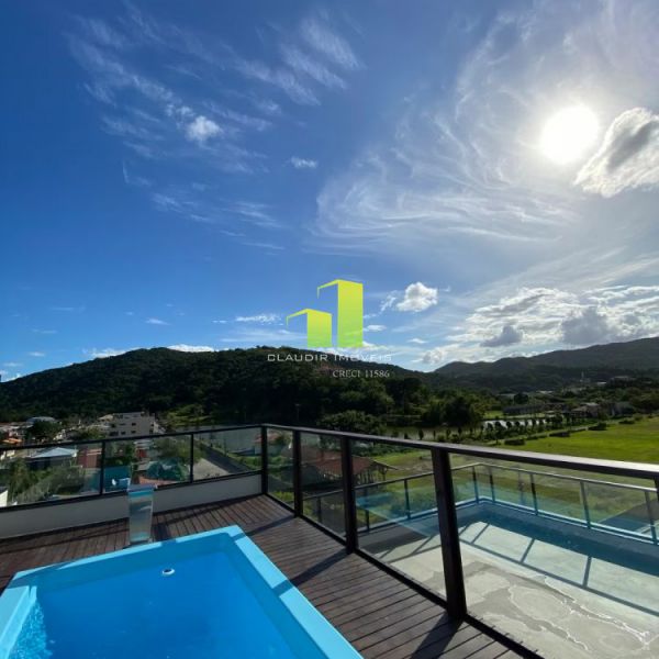 Apto com piscina, 2 dormit�rios para at� 7 pessoas