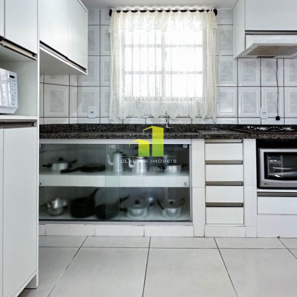 Sobrado 2 su�tes, 2 vagas Quadra do Mar � 20 Mts