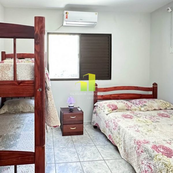 Sobrado 2 su�tes, 2 vagas Quadra do Mar � 20 Mts
