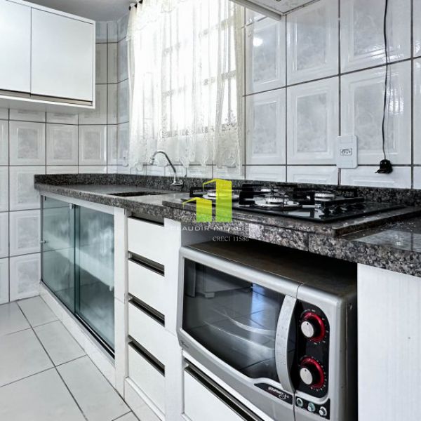 Sobrado 2 su�tes, 2 vagas Quadra do Mar � 20 Mts