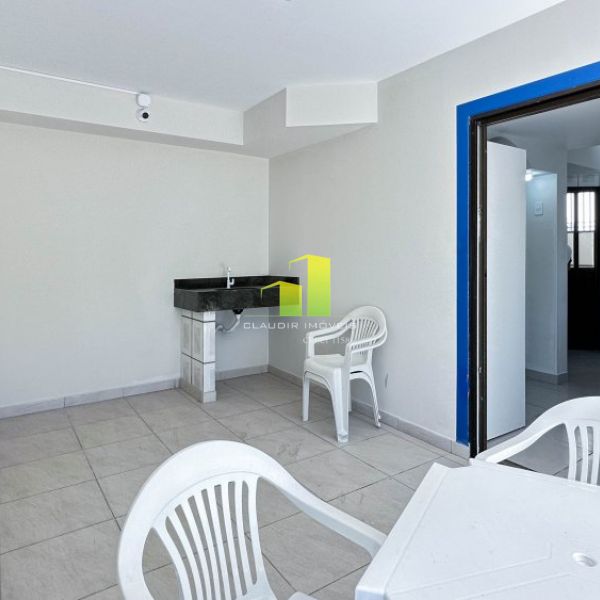 Sobrado 2 su�tes, 2 vagas Quadra do Mar � 20 Mts