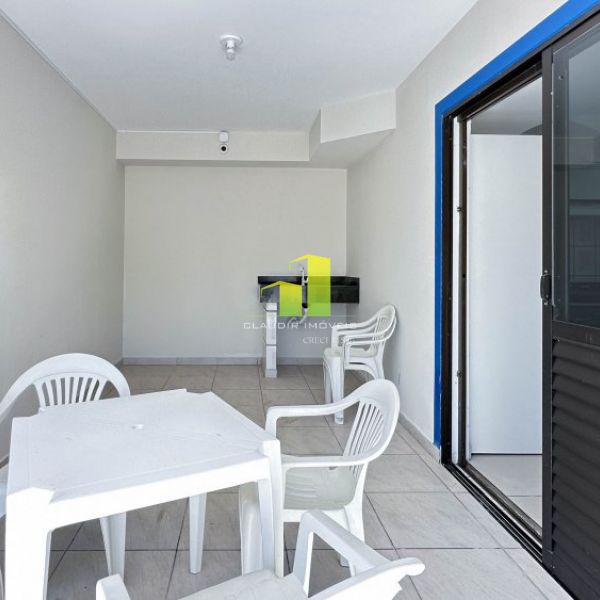 Sobrado 2 su�tes, 2 vagas Quadra do Mar � 20 Mts