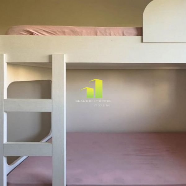 Apto 3 Quartos para at� 8 pessoas Perto da Praia