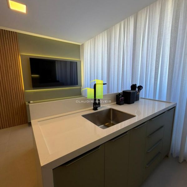 Luxuoso Loft com �rea de Lazer Completa 