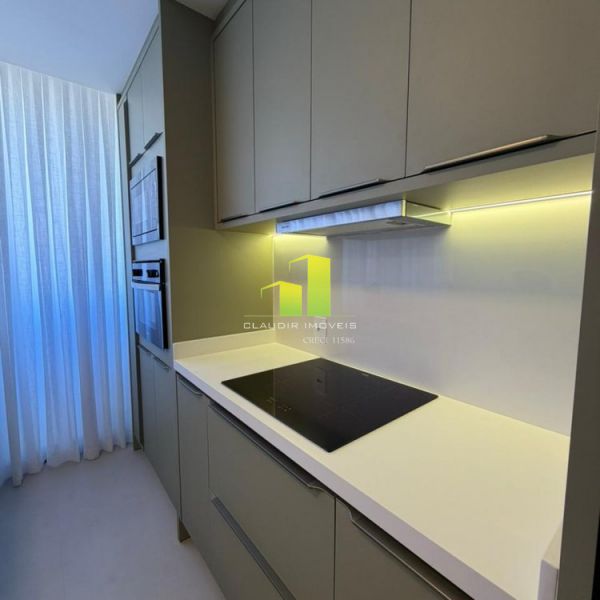 Luxuoso Loft com �rea de Lazer Completa 