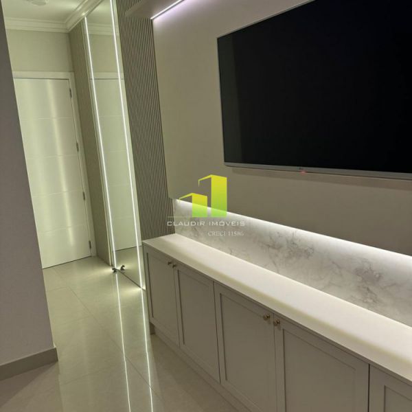 Casa com Piscina 3 Quartos para at� 10 Pessoas