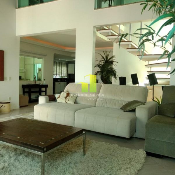 Casa com Piscina 4 suites - 12 pessoas em Mariscal
