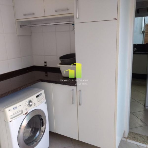 Casa com Piscina 4 suites - 12 pessoas em Mariscal