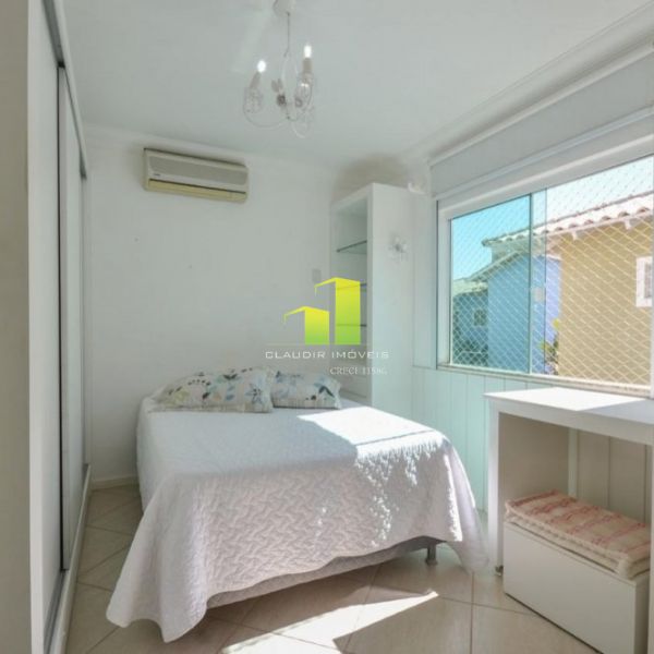 Casa com Piscina 4 suites - 12 pessoas em Mariscal
