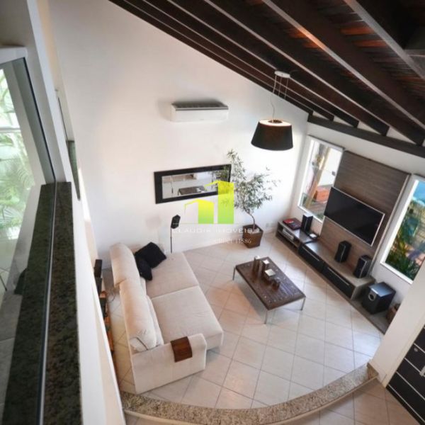 Casa com Piscina 4 suites - 12 pessoas em Mariscal