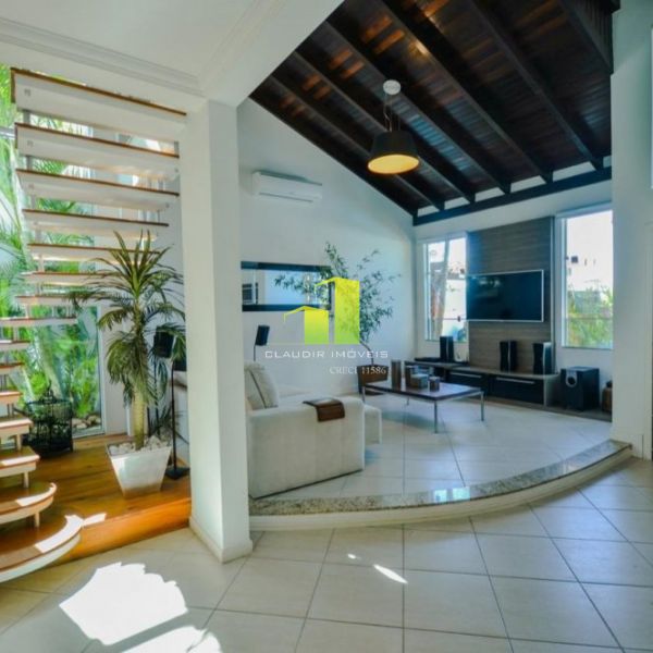 Casa com Piscina 4 suites - 12 pessoas em Mariscal