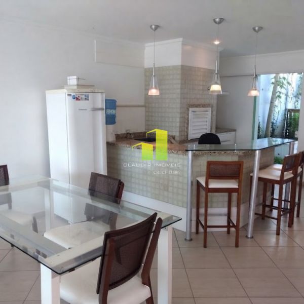 Casa com Piscina 4 suites - 12 pessoas em Mariscal