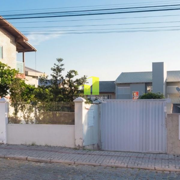 Casa � Beira Mar com 4 quartos para at� 12 pessoas