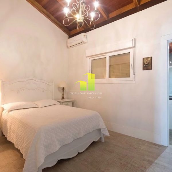 Casa � Beira Mar com 4 quartos para at� 12 pessoas