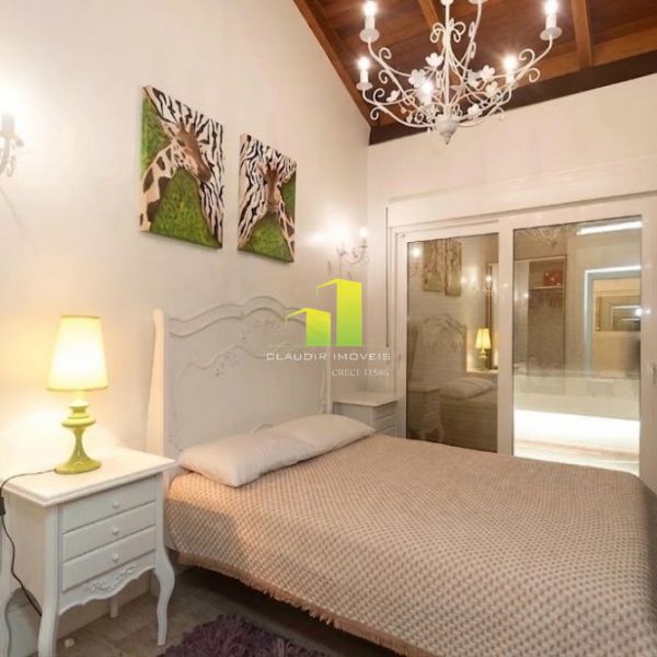Casa � Beira Mar com 4 quartos para at� 12 pessoas