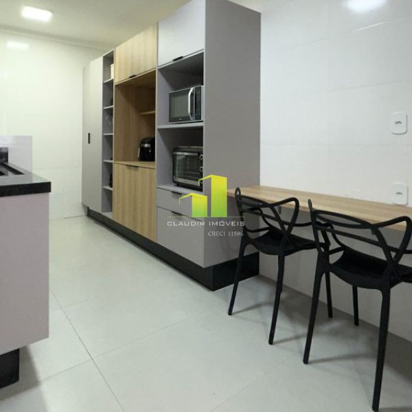 Apartamento com 3 quartos � Venda em Bombinhas