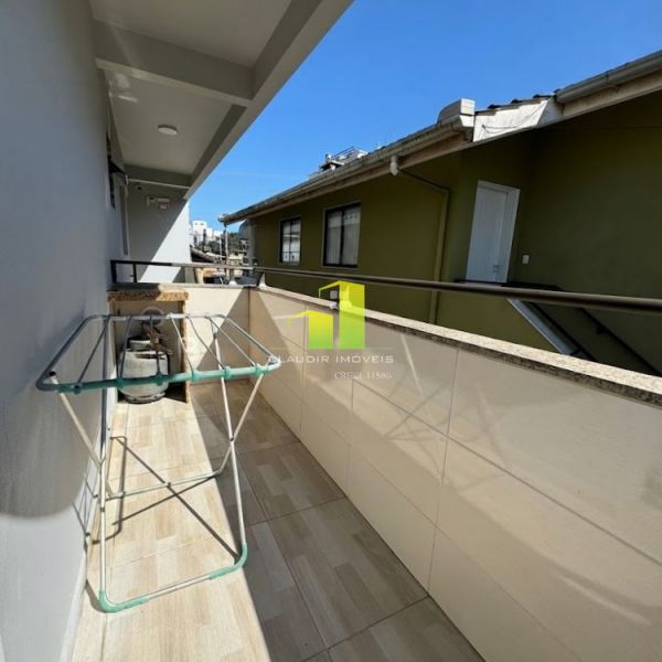 Apartamento de 1 dormit�rio � 50 metros do Mar