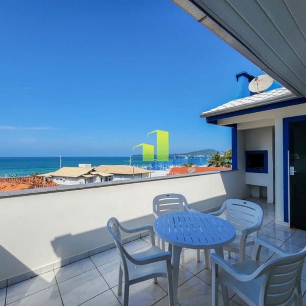 Cobertura com Vista Incr�vel para o Mar em Bombas